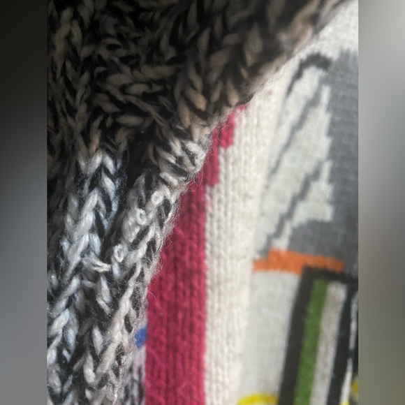 Vintage 1980’s Camp Beverly Hills Sweater - Picture 4 of 7